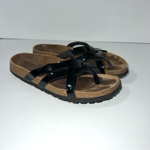 Betula by BIRKENSTOCK Vinja Black Patent
Thong Sandals Size EU 39 Women's 8